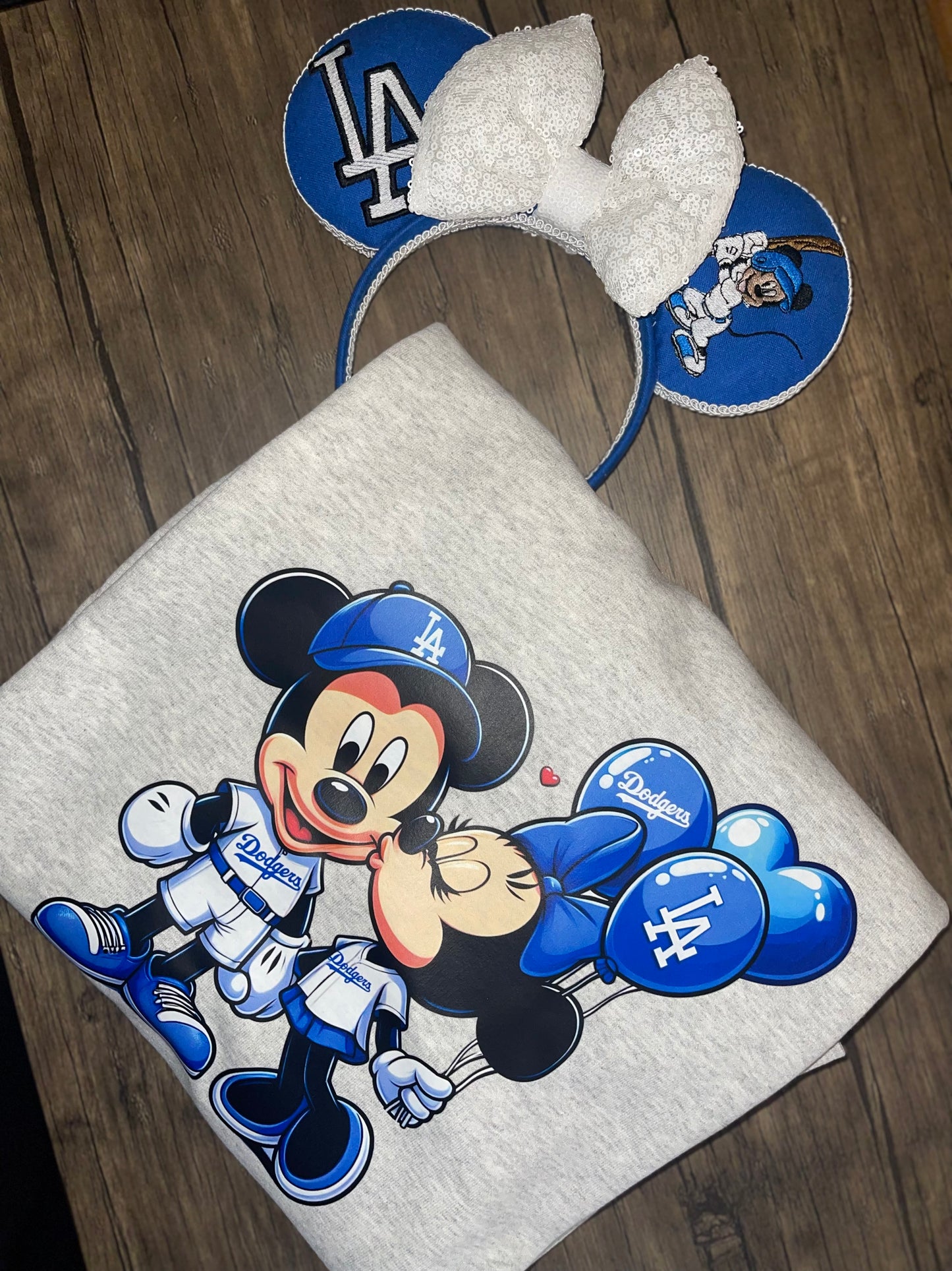 Dodgers Minnie and Mickey sweater